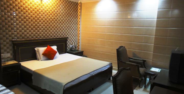 Hotel Hallmark Regency Ludhiana Exterior foto