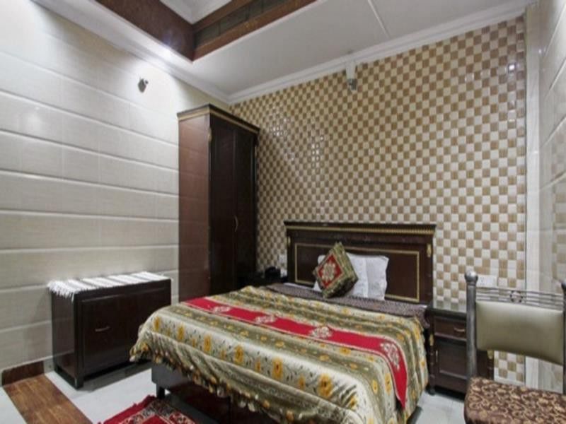Hotel Hallmark Regency Ludhiana Exterior foto